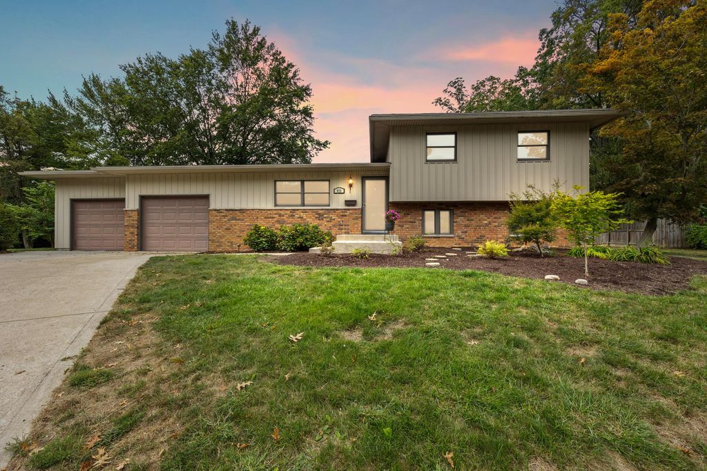573 Illinois Court, Westerville, OH 43081