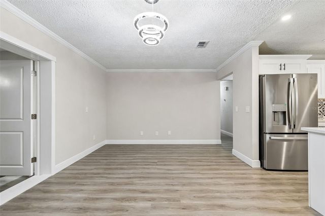 7403 SPRING COURT, Tampa, FL 33634