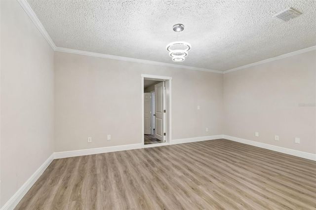 7403 SPRING COURT, Tampa, FL 33634