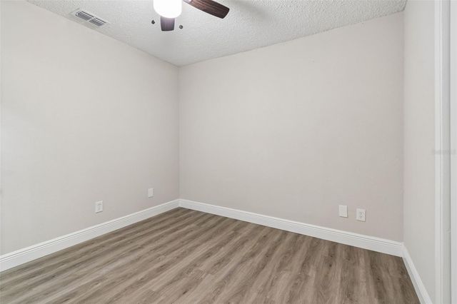 7403 SPRING COURT, Tampa, FL 33634