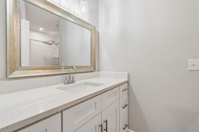 7403 SPRING COURT, Tampa, FL 33634