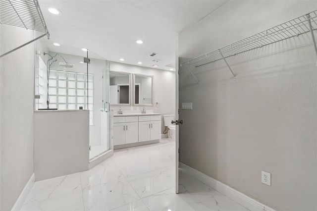 7403 SPRING COURT, Tampa, FL 33634