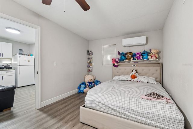 7403 SPRING COURT, Tampa, FL 33634