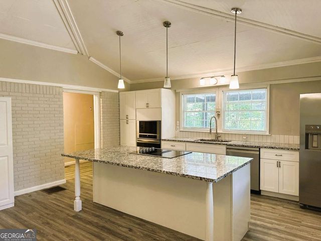 12 Walker Road NW, Cartersville, GA 30121