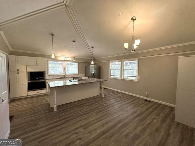12 Walker Road NW, Cartersville, GA 30121