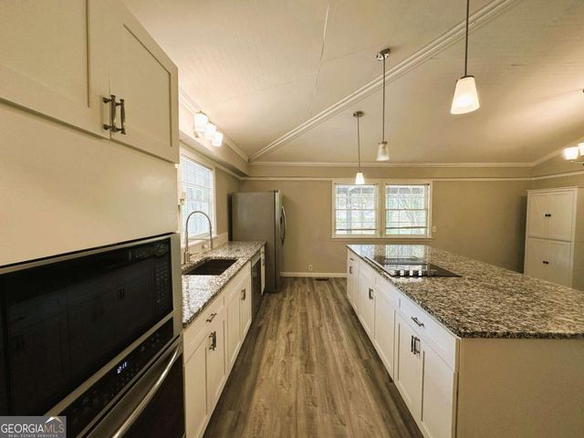 12 Walker Road NW, Cartersville, GA 30121
