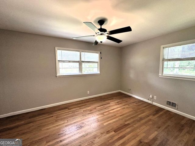 12 Walker Road NW, Cartersville, GA 30121