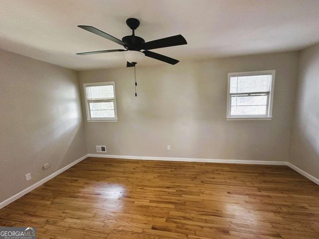 12 Walker Road NW, Cartersville, GA 30121
