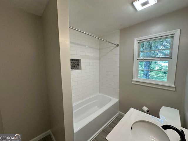 12 Walker Road NW, Cartersville, GA 30121