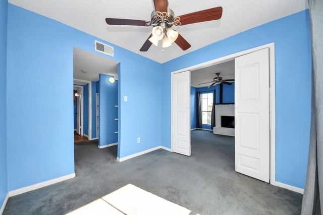 1516 Bay Area Boulevard F8, Houston, TX 77058