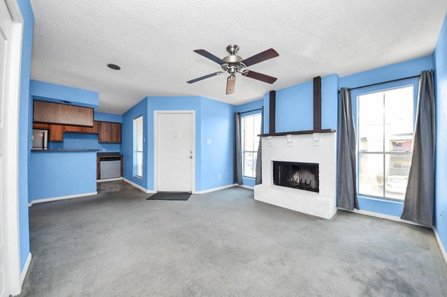 1516 Bay Area Boulevard F8, Houston, TX 77058