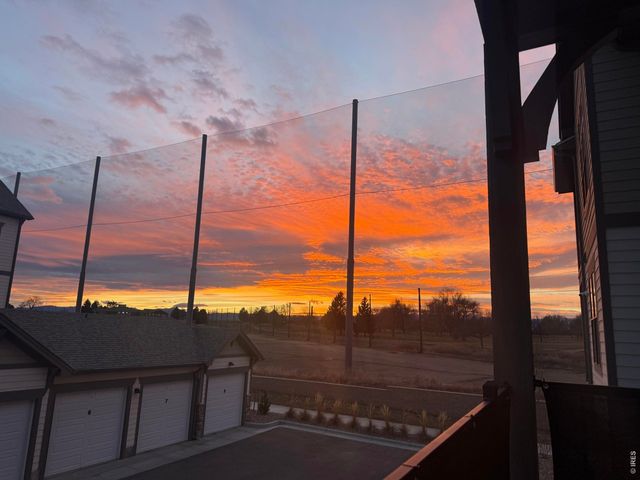 285 High Point Dr H-205, Longmont, CO 80504