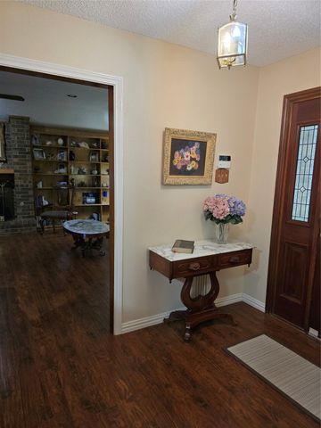 3810 Lucena Court, Grand Prairie, TX 75052
