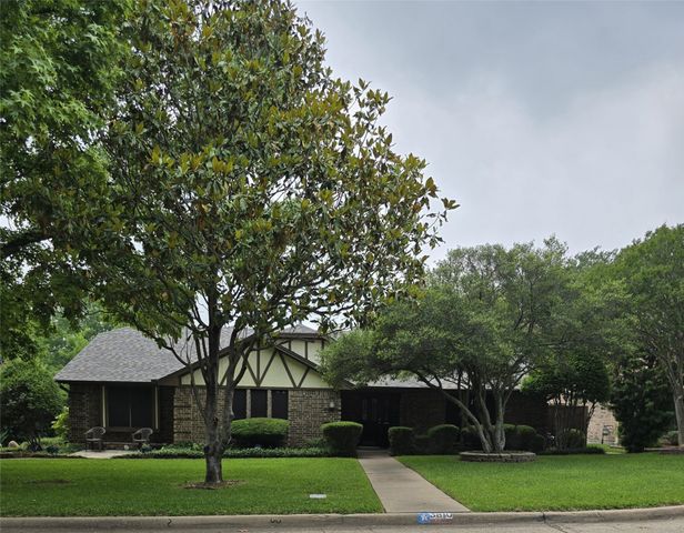 3810 Lucena Court, Grand Prairie, TX 75052