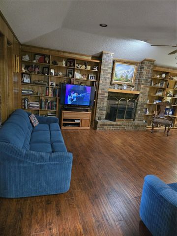 3810 Lucena Court, Grand Prairie, TX 75052