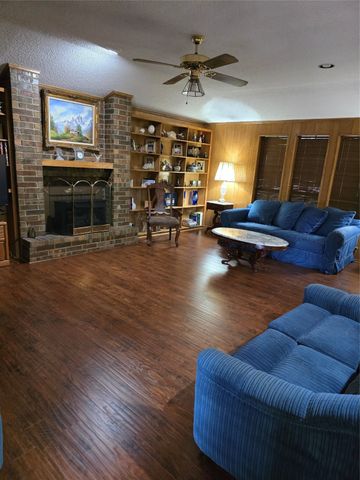 3810 Lucena Court, Grand Prairie, TX 75052