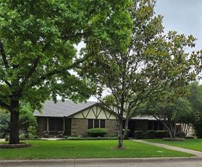 3810 Lucena Court, Grand Prairie, TX 75052