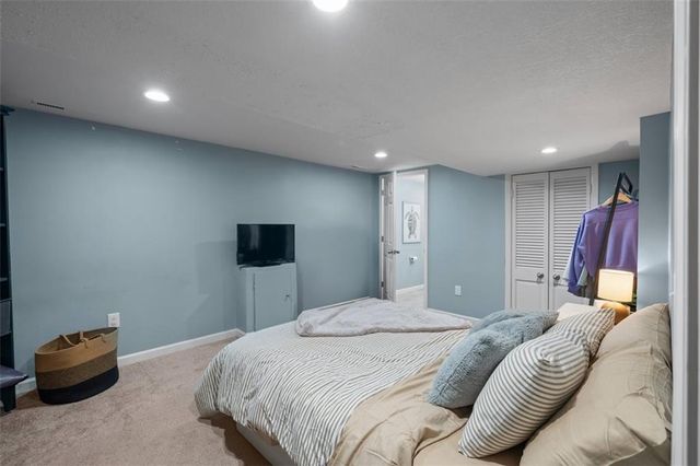 8500 Brooklyn Avenue, Kansas City, MO 64132