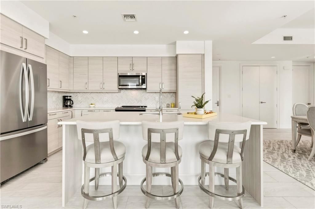 1111 Central AVE 507, NAPLES, FL 34102 — photo 2