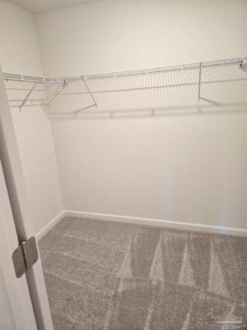 4607 Carlstrom Ln, Pensacola, FL 32507