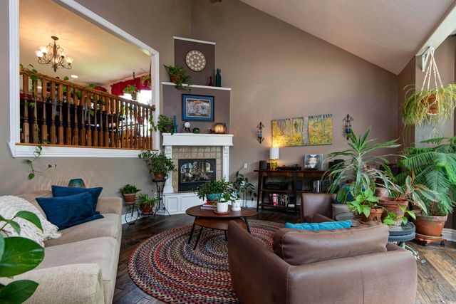 2343 W Dearborn Street, Springfield, MO 65807