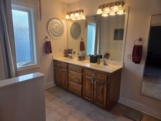 2343 W Dearborn Street, Springfield, MO 65807