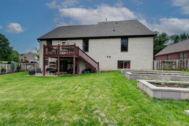 2343 W Dearborn Street, Springfield, MO 65807