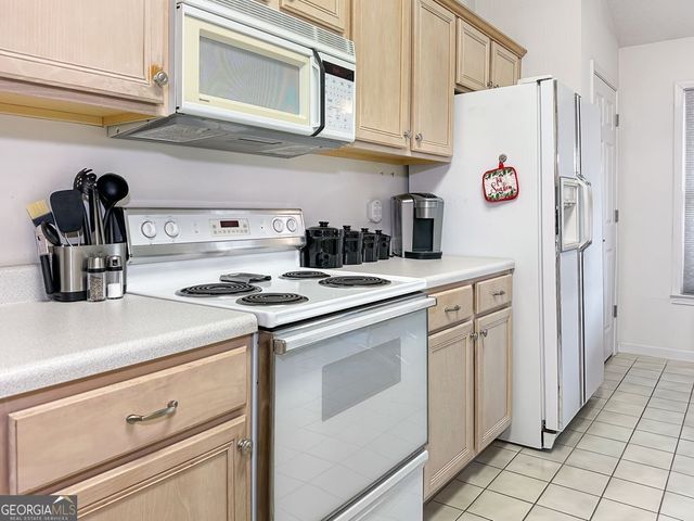 7138 Big Woods Drive, Woodstock, GA 30189