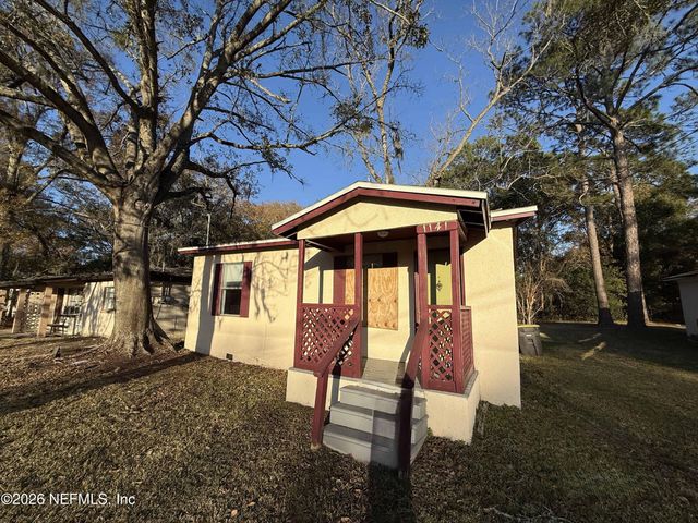 1141 LAKESHORE Boulevard, Jacksonville, FL 32205