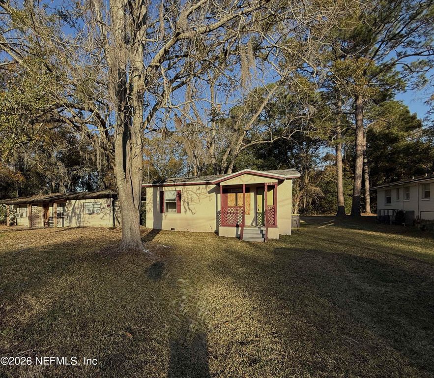 1141 LAKESHORE Boulevard, Jacksonville, FL 32205