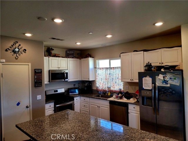 11448 Helena Street, Adelanto, CA 92301