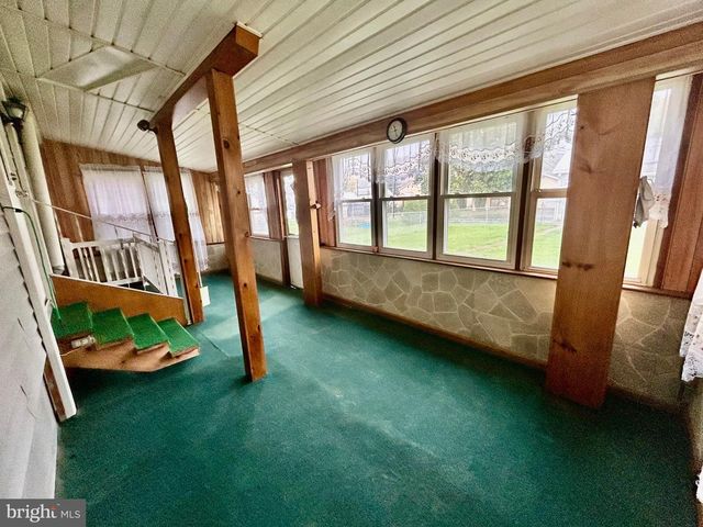 107 E CHURCH ST, Freeburg, PA 17827