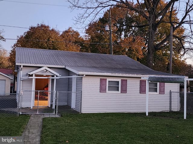 107 E CHURCH ST, Freeburg, PA 17827