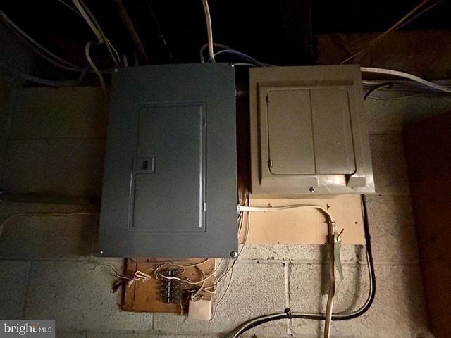 107 E CHURCH ST, Freeburg, PA 17827