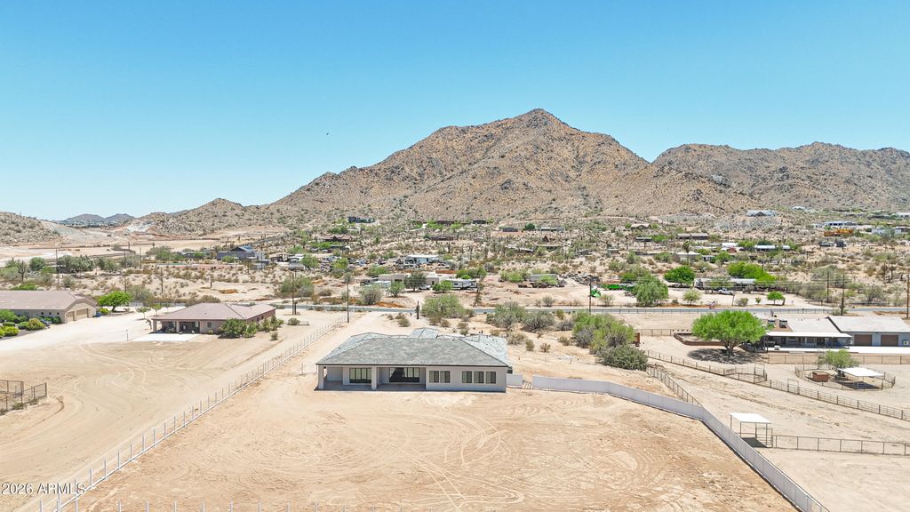 5762 W Sun Dance Drive, Queen Creek, AZ 85144 — photo 2