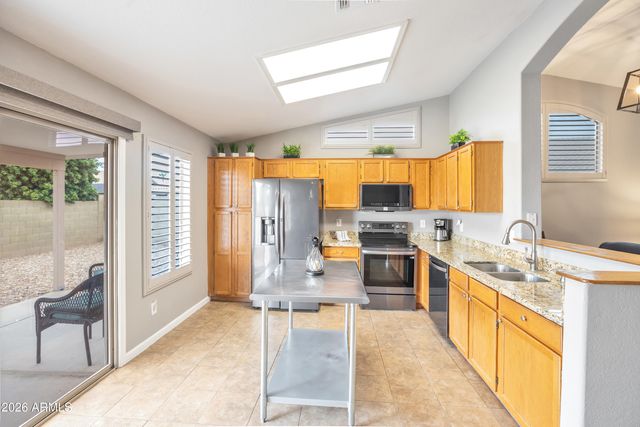 2348 E STOTTLER Drive, Gilbert, AZ 85296