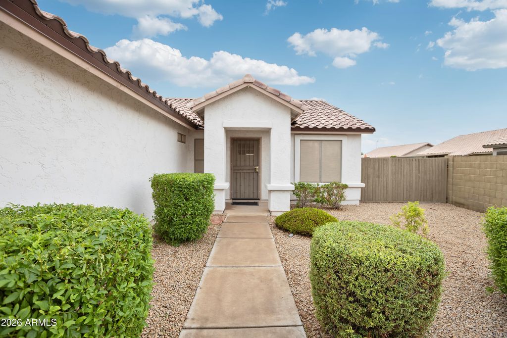 2348 E STOTTLER Drive, Gilbert, AZ 85296 — photo 2