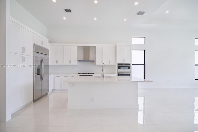 20342 Juniper Bay Avenue, Boca Raton, FL 33434