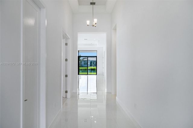 20342 Juniper Bay Avenue, Boca Raton, FL 33434