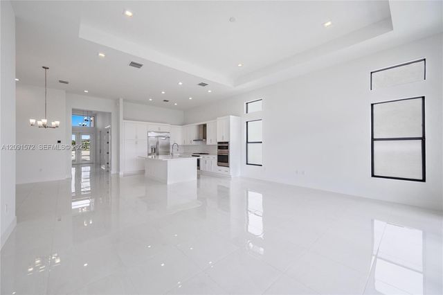 20342 Juniper Bay Avenue, Boca Raton, FL 33434