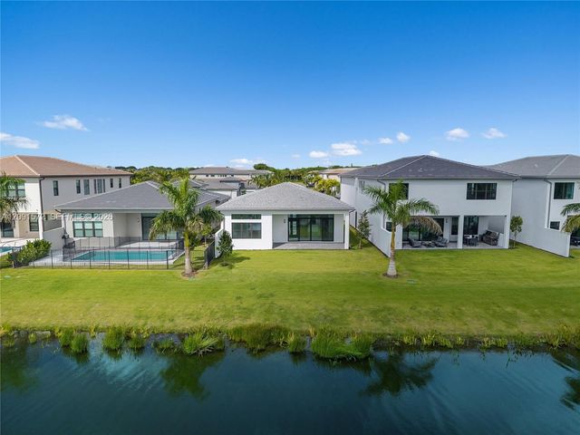 20342 Juniper Bay Avenue, Boca Raton, FL 33434