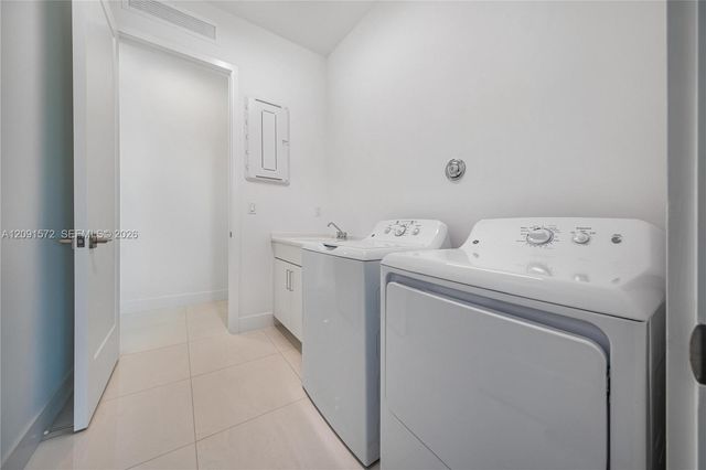 20342 Juniper Bay Avenue, Boca Raton, FL 33434