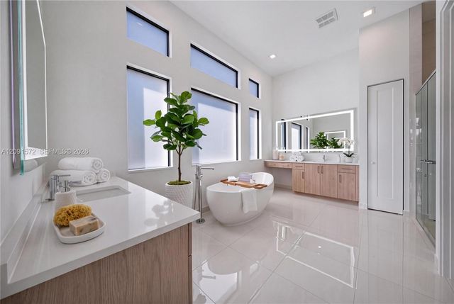 20342 Juniper Bay Avenue, Boca Raton, FL 33434