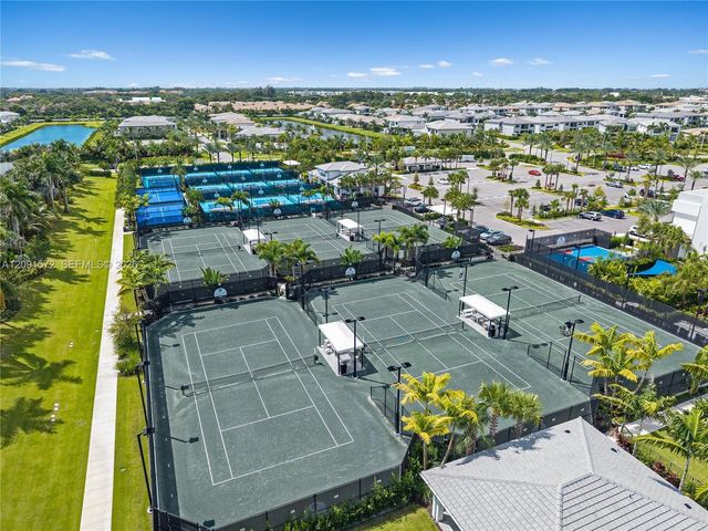 20342 Juniper Bay Avenue, Boca Raton, FL 33434
