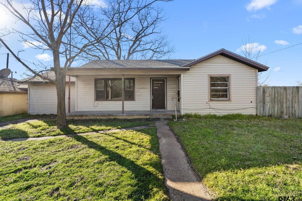 15320 S H 135, Arp, TX 75750