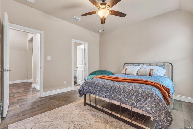 1182 YAUPON LOOP, New Braunfels, TX 78132