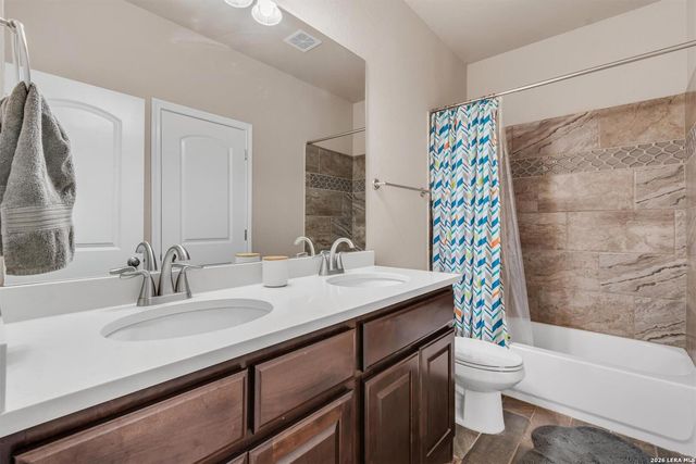 1182 YAUPON LOOP, New Braunfels, TX 78132