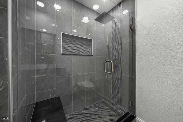 9736 Piper Lake Drive, Indianapolis, IN 46239