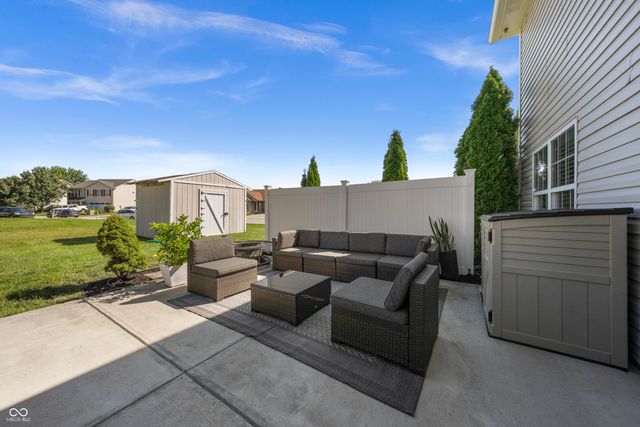 9736 Piper Lake Drive, Indianapolis, IN 46239