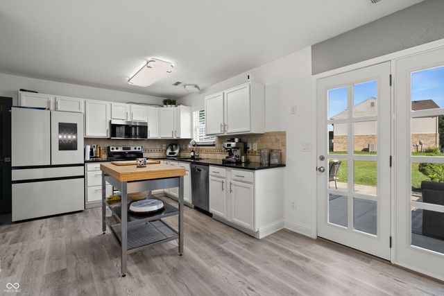 9736 Piper Lake Drive, Indianapolis, IN 46239